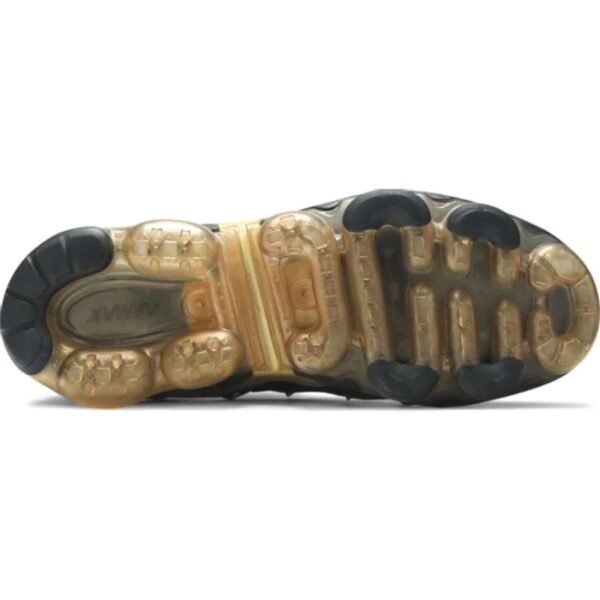 18_b3f3d8de-de9d-4b44-8556-60ec253d49a4