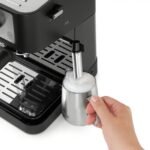 De’Longhi – Stilosa 15 Bar Pump Espresso Machine – Black and Stainless