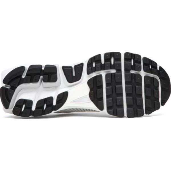 A-Cold-WallxAirZoomVomero5_Sail._7f67aa54-9706-4997-be9f-0654612008e3