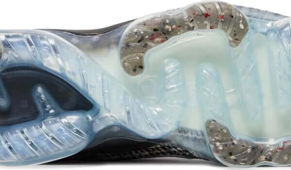 AirVaporMax2021Flyknit_Oreo_Wmns_b2fd0f4e-62ae-4cde-84d5-3b5209ca9d86