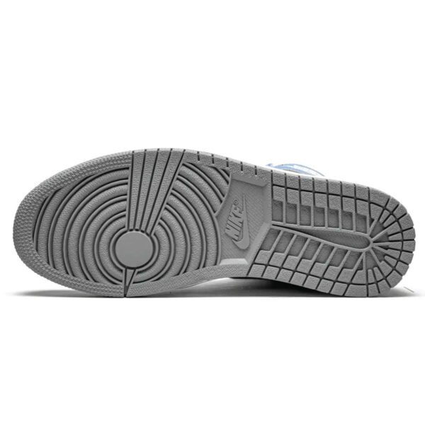 Jordan1retroHighOGHyperRoyal_989cbb5c-63ad-44d3-bbab-543ed1e949c3