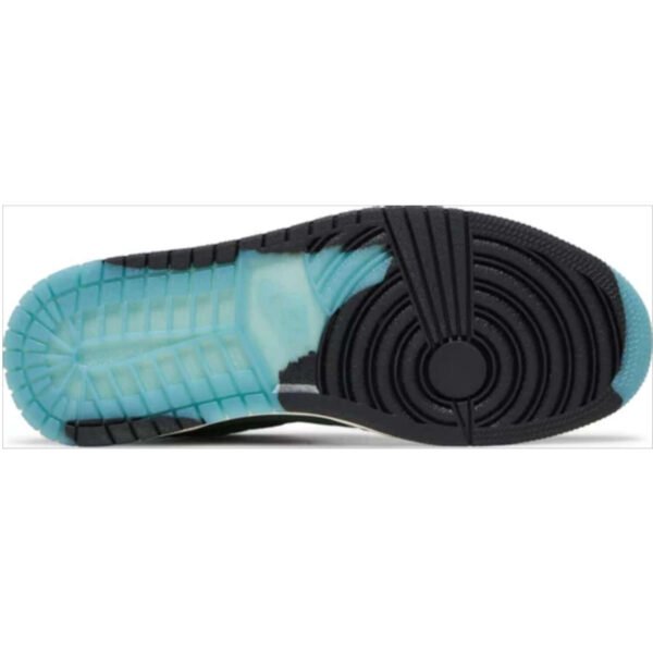 NikeAirJordan1HighElementGORE-TEX_BlackOlive_0cb079b0-af18-41e3-ad0d-c0af4e2ddabd