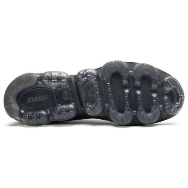 VaporMaxFlyknit2Black_96d5d8e2-eff1-4fa6-855b-cb396dc5d564