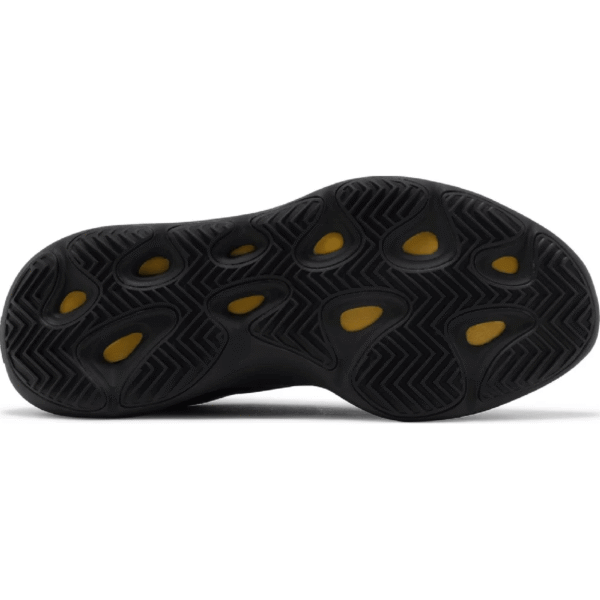 Yeezy700V3BlackGlow_f609a98c-7347-425d-889f-0968ef767108