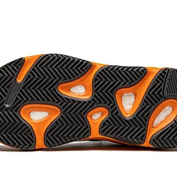 YeezyBrightBlue_894915d1-e91b-4b8f-abc0-47fb565c20f5