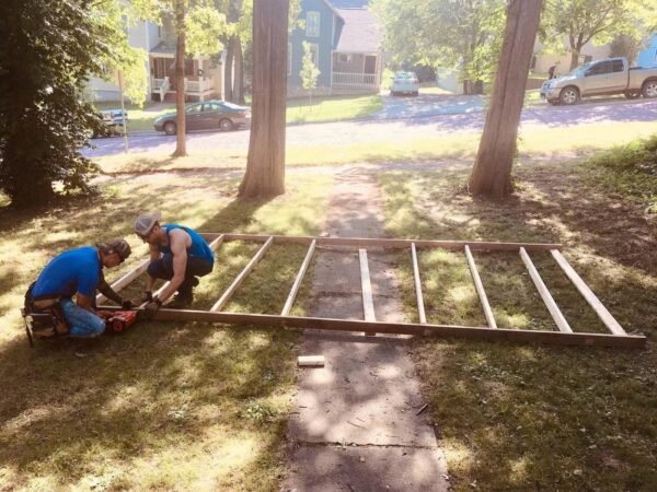 Best barns Greenbriar 12’x16′ Wood Garage Barn Kit-Installation Included